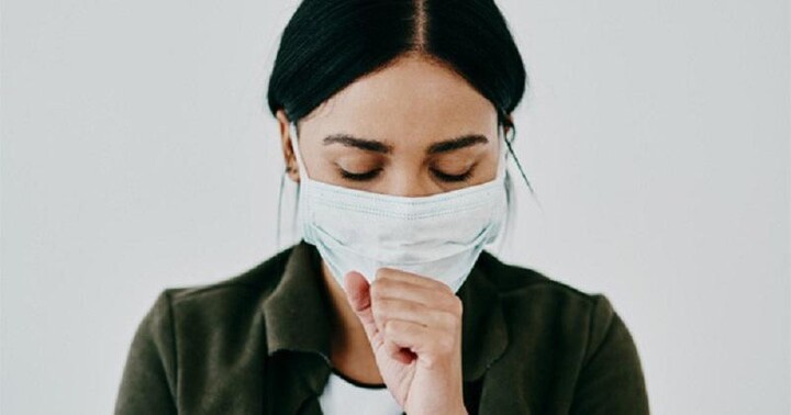 Cô gái 18 tuổi bị viêm phổi nặng sau 1 tháng khỏi COVID-19