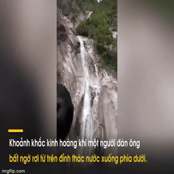 Người đàn ông cố chạy băng qua thác nước và cái kết khiến ai nấy “thót tim”