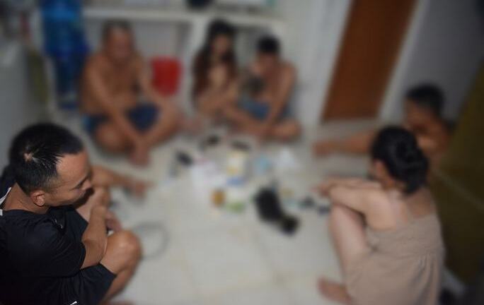 Phát hiện 6 nam nữ sử dụng ma túy trong nhà trọ kín cửa ở Quảng Trị