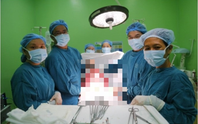 Tin tức đời sống ngày 26/6: Người phụ nữ mang khối u xơ tử cung nặng gần 10kg