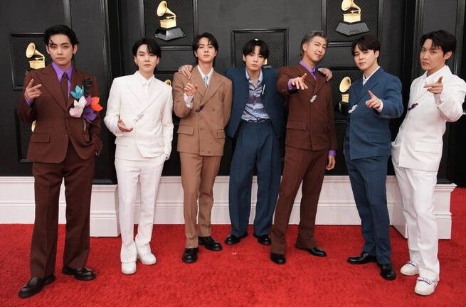 8 thanh thiếu niên phải đến khoa tâm thần điều trị do cuồng BTS