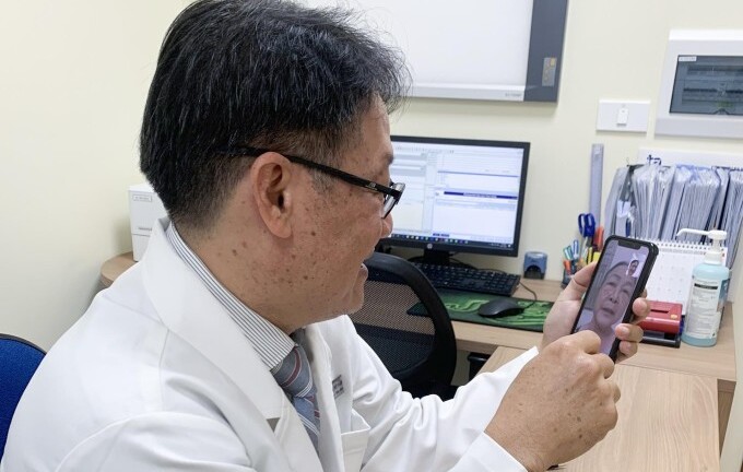 Tin tức đời sống ngày 15/8: Cụ bà 68 tuổi thủng bụng sau khi bị ngã xe đạp