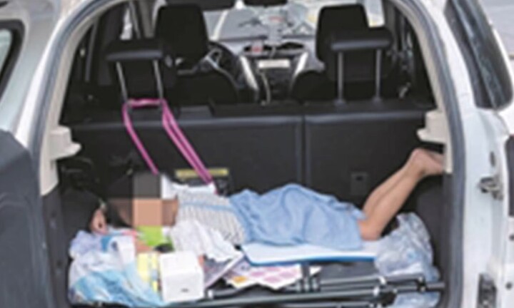 Bố đơn thân bị nghi là kẻ bắt cóc khi để con gái ngủ trong cốp xe