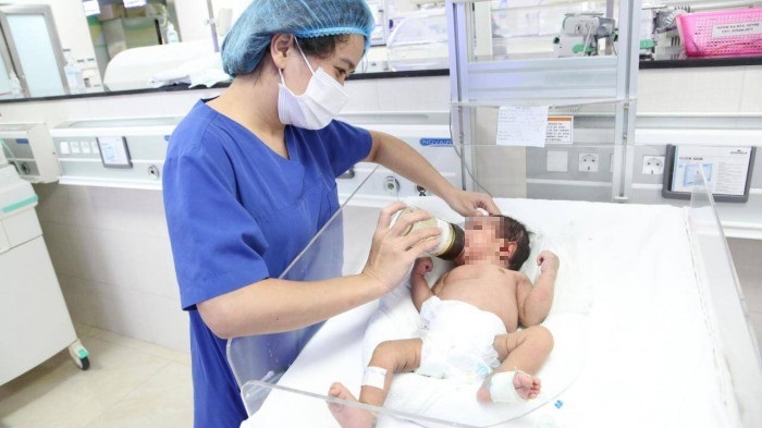 Tin tức đời sống ngày 24/9: Bé sơ sinh bị suy hô hấp nặng do mẹ bị sa dây rau