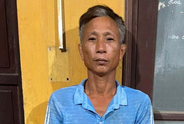 Mâu thuẫn trong bữa cơm, anh trai dùng dao đâm em ruột nhiều nhát