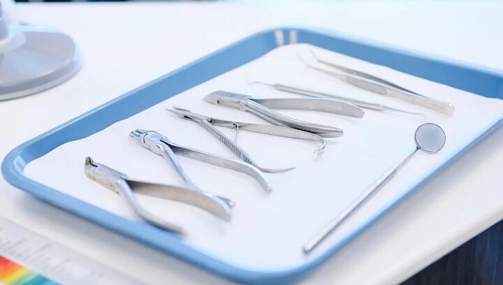 Người phụ nữ 24 tuổi tử vong sau khi nhổ 4 chiếc răng khôn