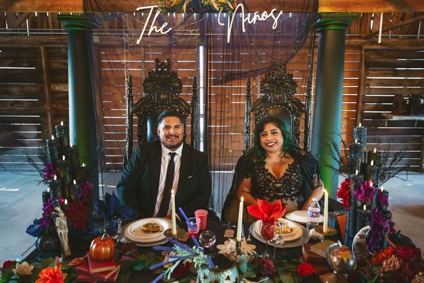 Khách mời rợn tóc gáy vì đám cưới tổ chức ở nơi không ai ngờ tới