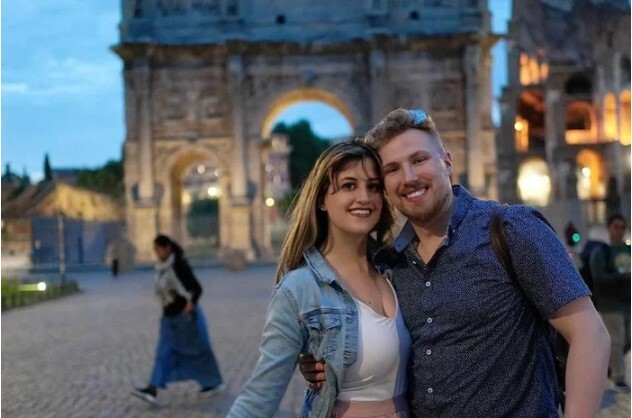 Ra bãi biển chụp bộ ảnh cầu hôn, cặp đôi tái mặt vì sự cố với chiếc nhẫn hơn 410 triệu