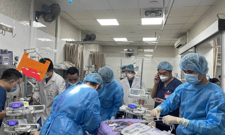 Người phụ nữ bị viêm cơ tim sau 2 ngày sốt virus: Bác sĩ cảnh báo dấu hiệu cần chú ý