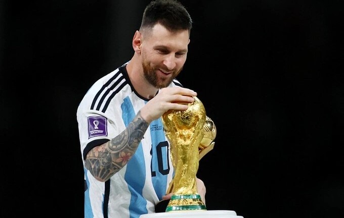 Truyền thông thế giới ngả mũ thán phục trước thành tựu của Messi