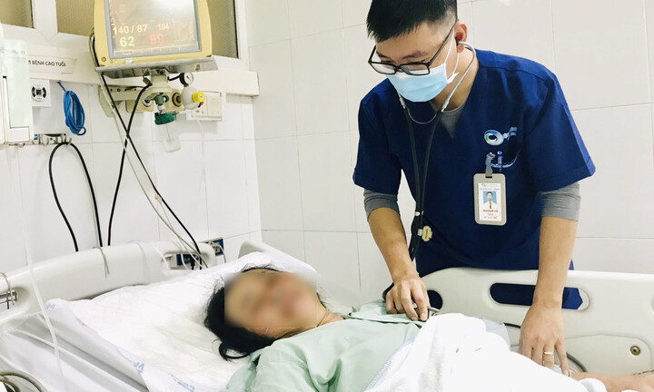 Người phụ nữ suy hô hấp nguy kịch sau khi ăn 2 miếng gan cá nóc