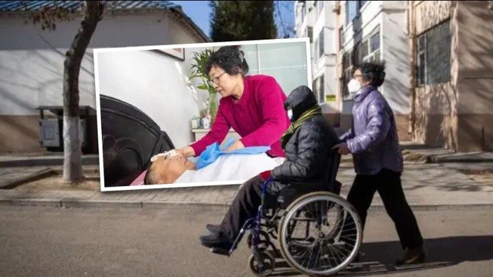 Chồng nằm liệt giường sau tai nạn, vợ làm một việc khiến ai nấy đều cảm động