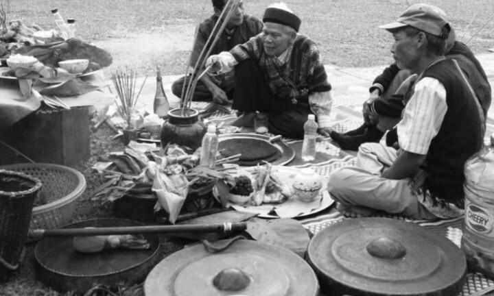 Độc đáo Lễ hội Mừng cơm mới của người Bru Vân Kiều