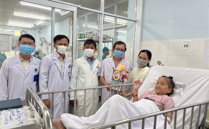 Tin tức đời sống ngày 22/1: Bé gái 7 tuổi bị liệt tứ chi sau 3 ngày sốt 