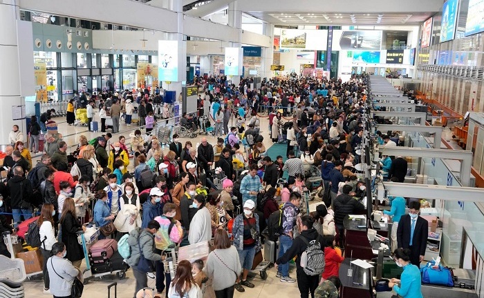 Sân bay Nội Bài đón gần 88.000 lượt khách trong ngày mùng 8 Tết