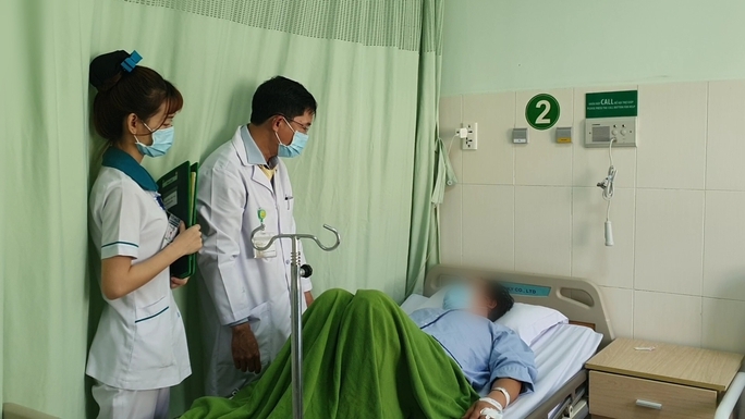 Tin tức đời sống ngày 21/3: Người đàn ông 42 tuổi bị mảnh xương gà đâm thủng ruột non