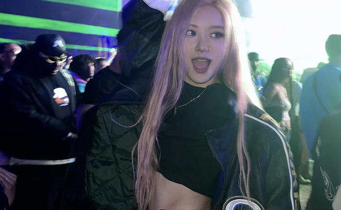 Rosé (BLACKPINK) khoe thần thái rạng ngời sau tin đồn hẹn hò đàn anh hơn 16 tuổi
