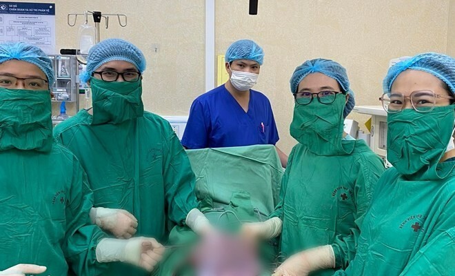 Tin tức đời sống ngày 26/4: Bụng to nhanh, người phụ nữ đi khám phát hiện khối u