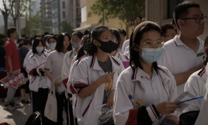 Gần 13 triệu học sinh Trung Quốc bước vào kỳ thi đại học khốc liệt