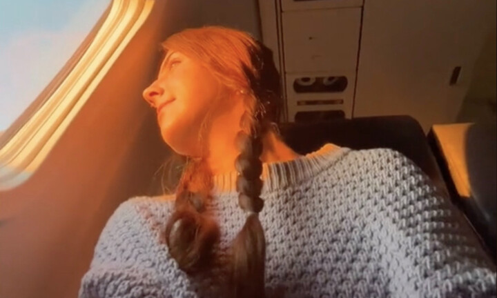 Cô gái dậy từ 3h sáng để đến chỗ làm bằng máy bay gây xôn xao cộng đồng mạng