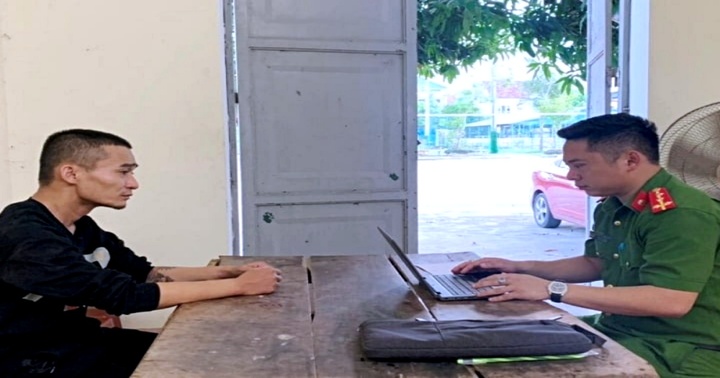 Tạm giữ đối tượng đột nhập vào nhà trộm cắp, đâm chủ nợ nhập viện