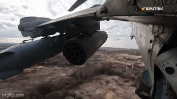 Cận cảnh “cá sấu sát thủ” Ka-52 phóng tên lửa vào các mục tiêu của Ukraine ở tiền tuyến