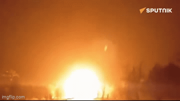 Cận cảnh “hỏa thần nhiệt áp” Nga phóng loạt rocket vào mục tiêu của Ukraine