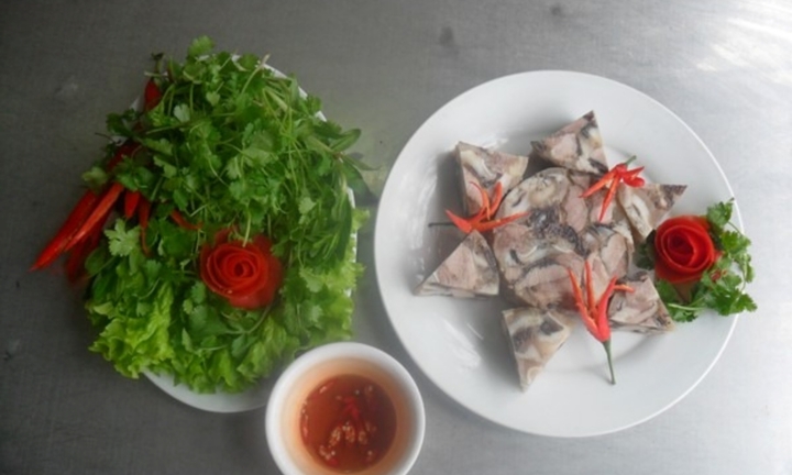 Nàng dâu trổ tài làm giò xào chuẩn vị miền Bắc ngày Tết, mẹ chồng ăn xong khen tấm tắc