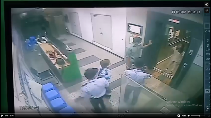 Làm rõ clip người phụ nữ hành hung bảo vệ chung cư vì bị nhắc nhở đeo khẩu trang
