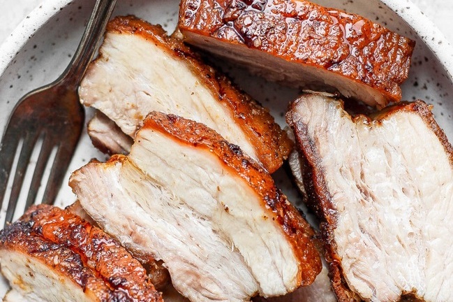 Công thức thịt quay hấp dẫn đảm bảo nồi cơm nhà bạn hết bay chỉ trong tích tắc