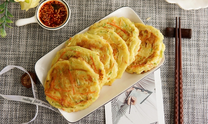 Bánh rau củ chiên khiến những người không thích ăn rau cũng phải mê mẩn