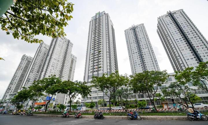 TP.HCM phong tỏa tháp V6 chung cư Sunrise City vì ca nghi mắc COVID-19