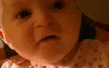 Con gái bập bẹ nói những lời đầu tiên, mẹ nghe xong vội đưa cô bé đến bệnh viện kiểm tra