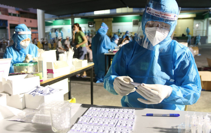 TP.HCM ghi nhận 33 bệnh nhân COVID-19 không rõ nguồn lây