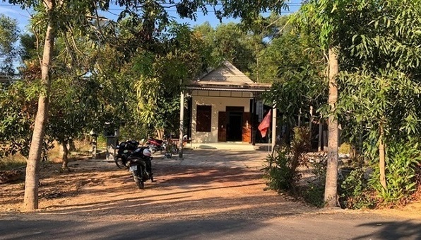 Thừa Thiên - Huế: Chồng đâm vợ trọng thương rồi tự sát bất thành