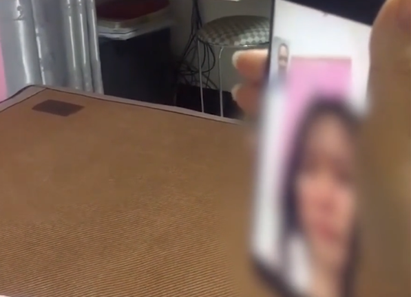 Bắt quả tang chồng gọi video mùi mẫn với sếp nữ, người vợ nói 1 câu khiến 