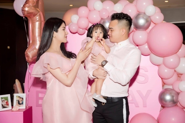 Diệp Lâm Anh phủ nhận việc 