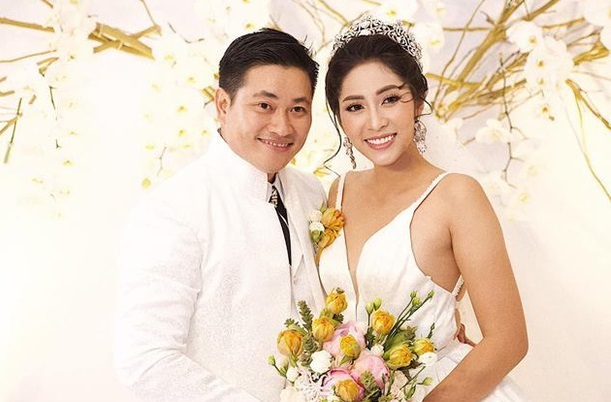 Hoa hậu Đại dương Thu Thảo ly hôn ông xã doanh nhân