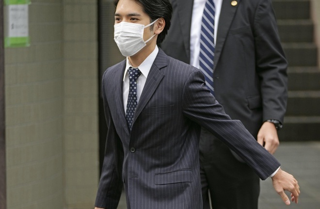 Chồng cựu công chúa Nhật Bản giải quyết xong khoản nợ gia đình