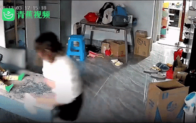 Bình gas trong bếp phát nổ kinh hoàng nhưng ai cũng mừng thầm vì điều này 