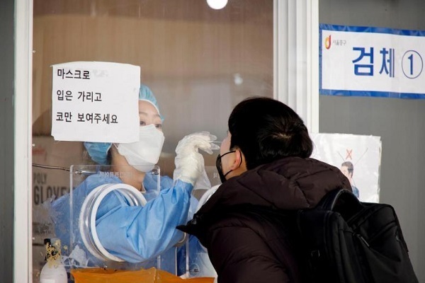 Hàn Quốc ghi nhận 2 trường hợp tử vong đầu tiên liên quan tới biến chủng Omicron