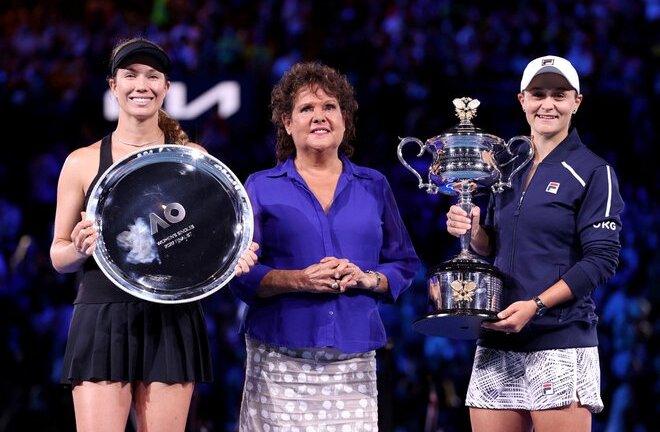 Ashleigh Barty đánh bại Danielle Collins, lần đầu vô địch Australian Open