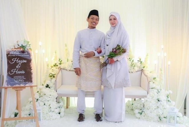 Cô giáo kết hôn với cậu học trò kém 11 tuổi, loạt ảnh cưới ngọt ngào gây sốt mạng xã hội