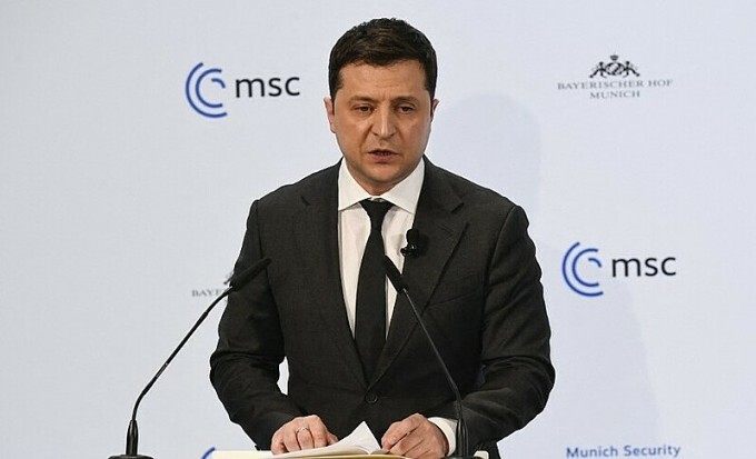 Tổng thống Ukraine đề xuất gặp người đồng cấp Nga Putin giữa căng thẳng leo thang