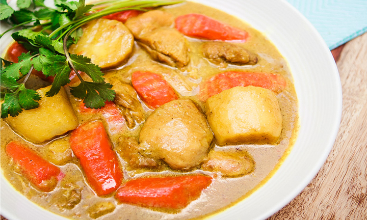 Cách nấu cà ri gà thơm ngon tại nhà