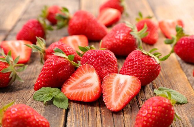 Danh sách những loại thực phẩm giàu vitamin C nhất ngoài cam