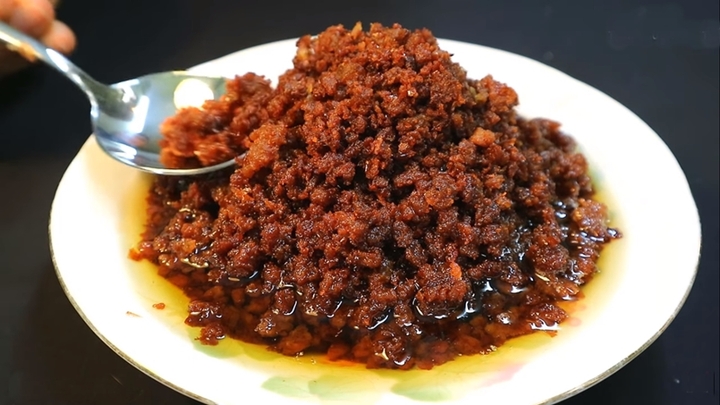 Bí quyết làm mắm tép chưng thịt ngon quên lối về