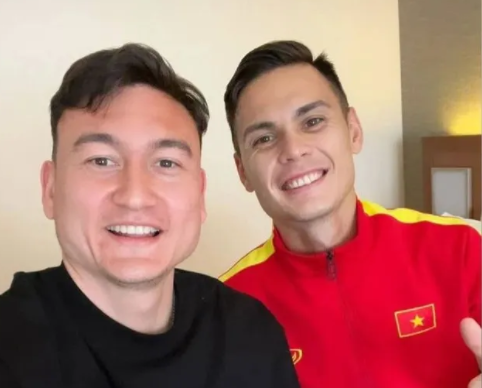 Văn Lâm đã có mặt tại Tokyo để hội quân với tuyển Việt Nam