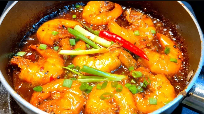 Tôm rim theo cách này cực đơn giản lại vô cùng ngon miệng