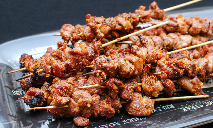 Cách làm thịt xiên nướng thơm ngon khó ngưỡng ngay tại nhà